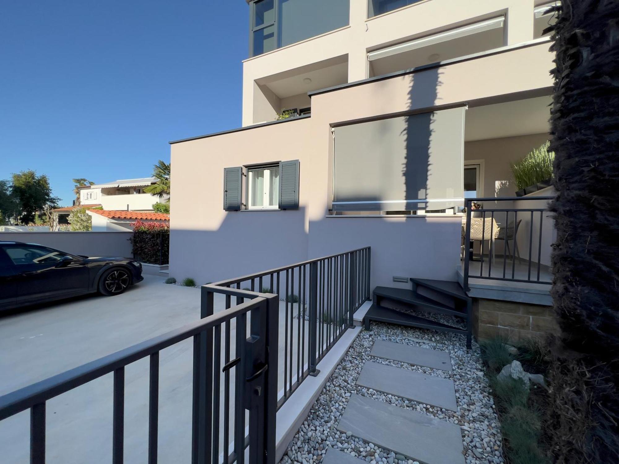 Stay In The Heart Of Porec - 50M To The Beach Exterior photo