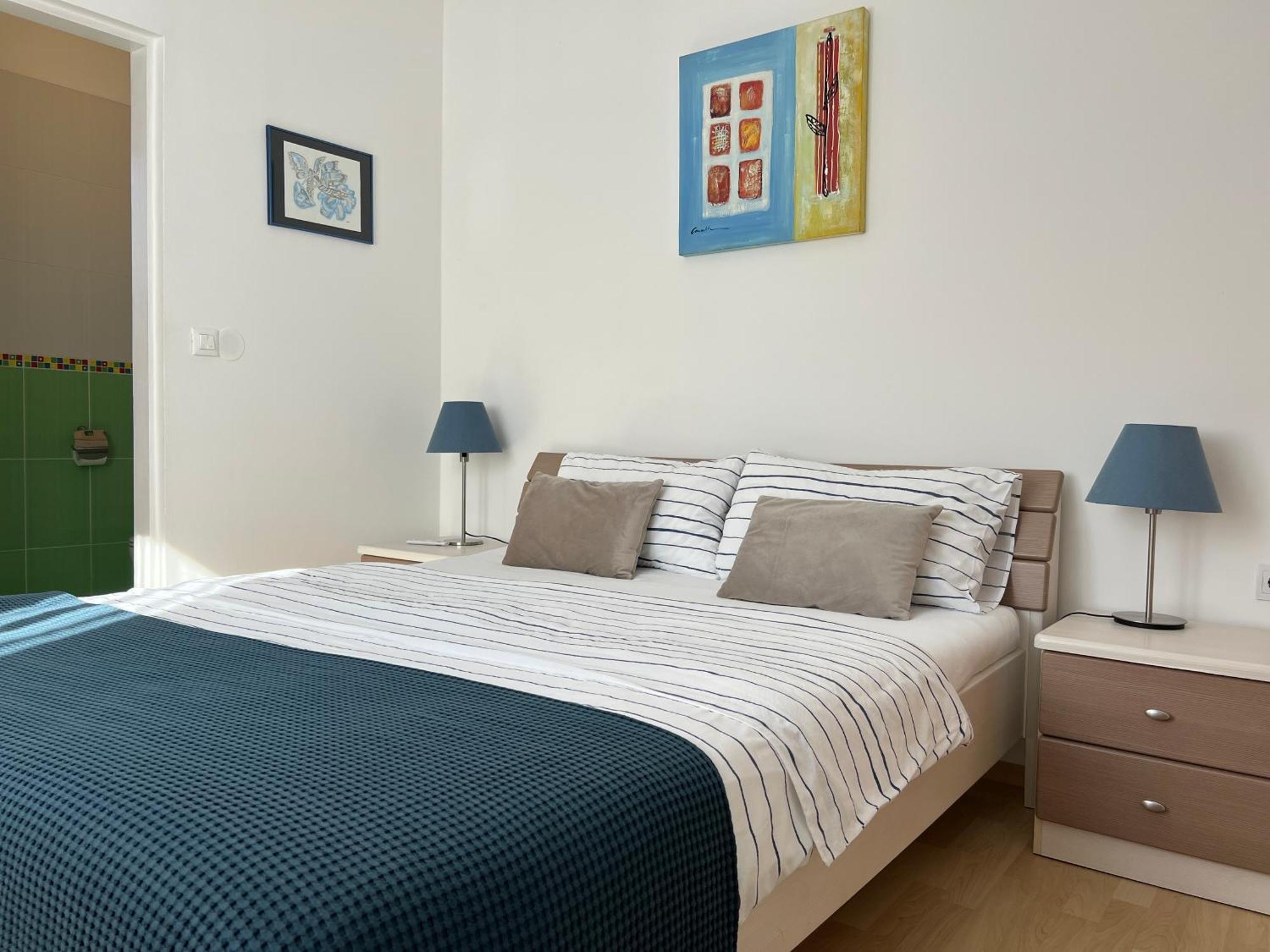 Stay In The Heart Of Porec - 50M To The Beach Exterior photo